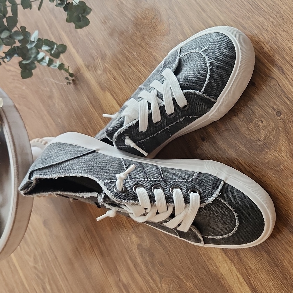 JellyPop Gray/Black Shoes